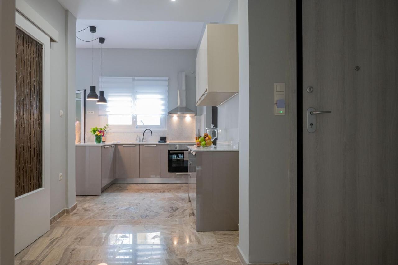 Ferienwohnung Anesis With A Yard Kalamata Exterior foto